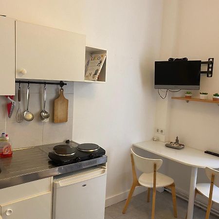 Studio Centre Ville Avec Ascenseur 3Min Des Thermes 艾克斯莱班 外观 照片